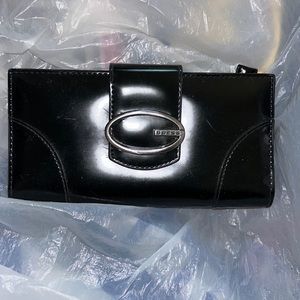 Large new without tags GUESS wallet